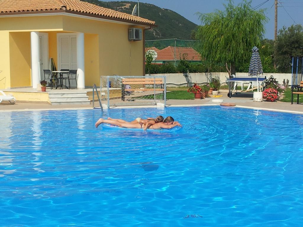 Iliaktida Studio-Villas Fríni Szoba fotó